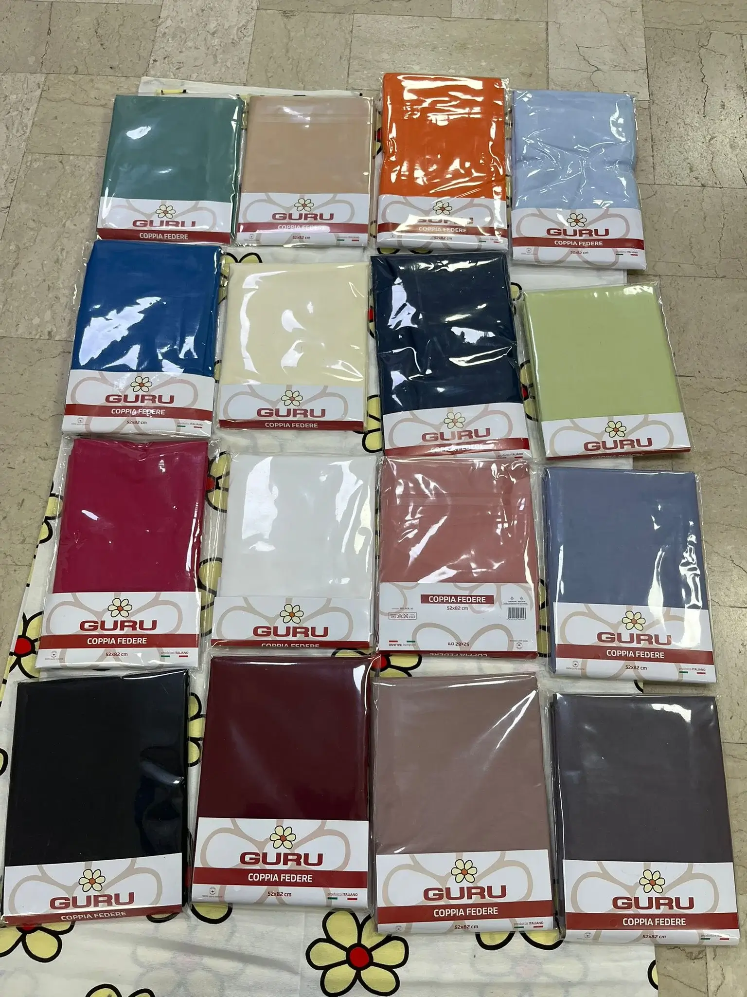 Coppia di federe GURU coordinate: morbidezza e stile per i tuoi cuscini